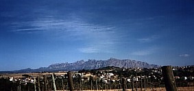 Himmel über dem Montserrat in Spanien